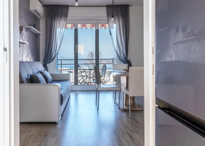 Il Girasole * 카스텔레토소프라티시노