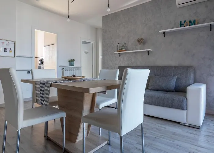 Il Girasole Apartamento Castelletto sopra Ticino