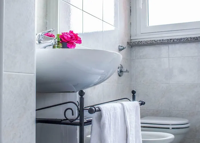 Il Girasole 아파트 카스텔레토소프라티시노